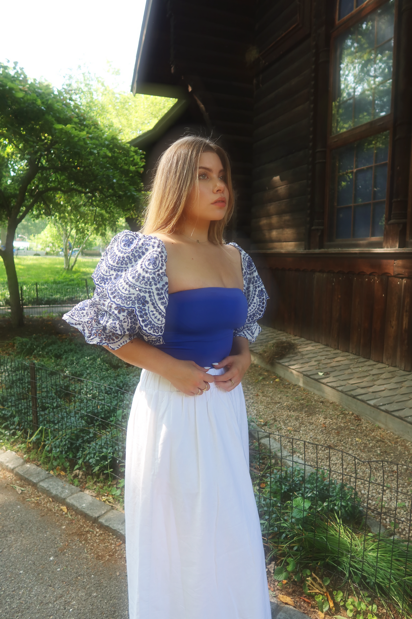 Blue Eyelet Bandeu